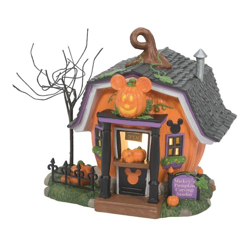 Dept pumpkintown carving - 56,