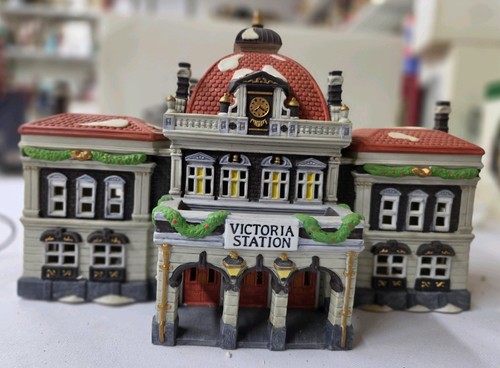 Department dickens village - department, 56